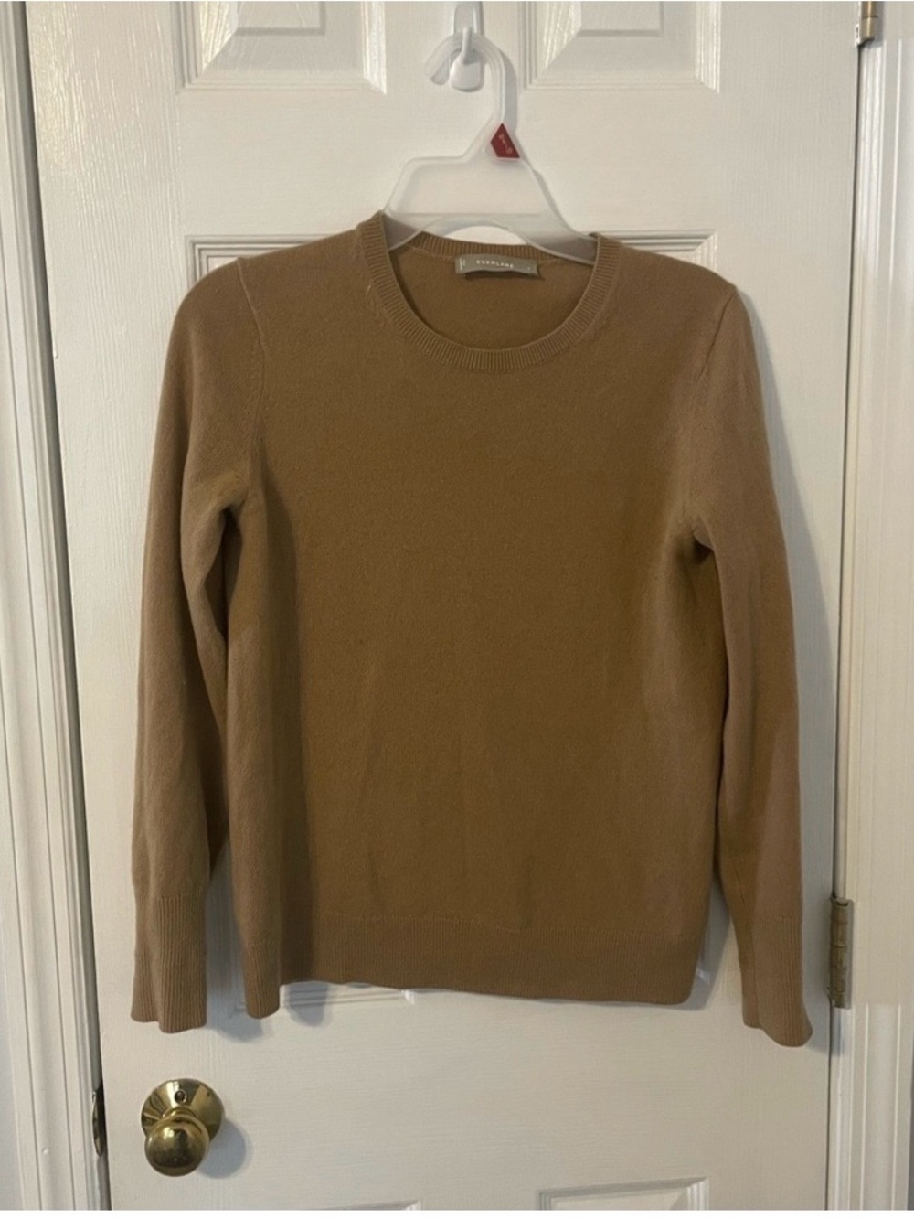 Everlane Camel Colored 100% Cashmere Sweater